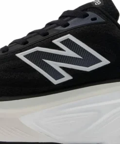 New Balance Women's Fresh Foam X More v6 Black