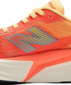 Outlet Women's Fuelcell Rebel V5 Löpning|Löparskor Dam