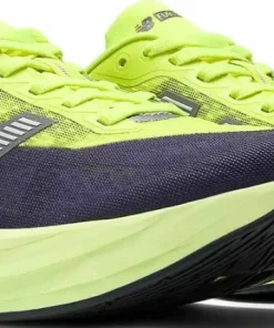 New Balance Women's Fuelcell Rebel V5 Alkaline Green