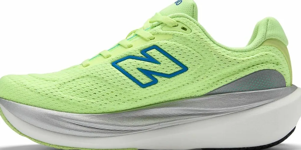 Online Women's Infinion 1080 V15 Löpning