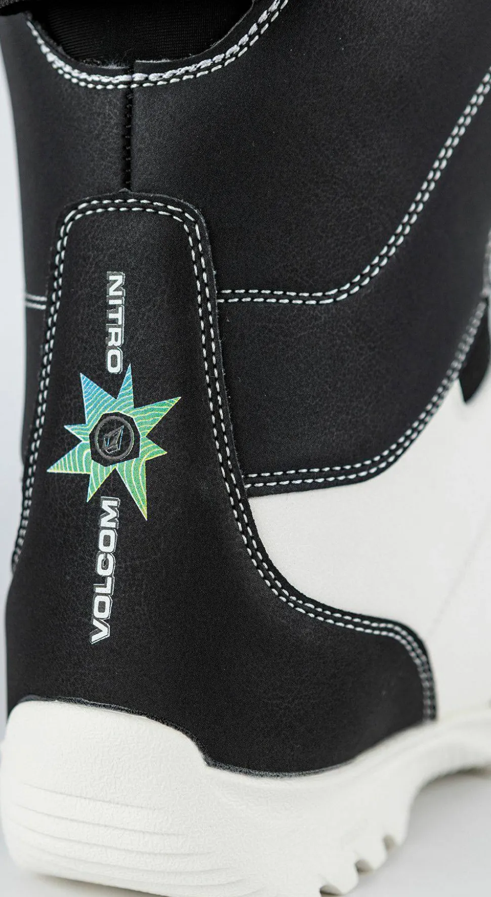 Nitro Youth Droid BOA X Volcom