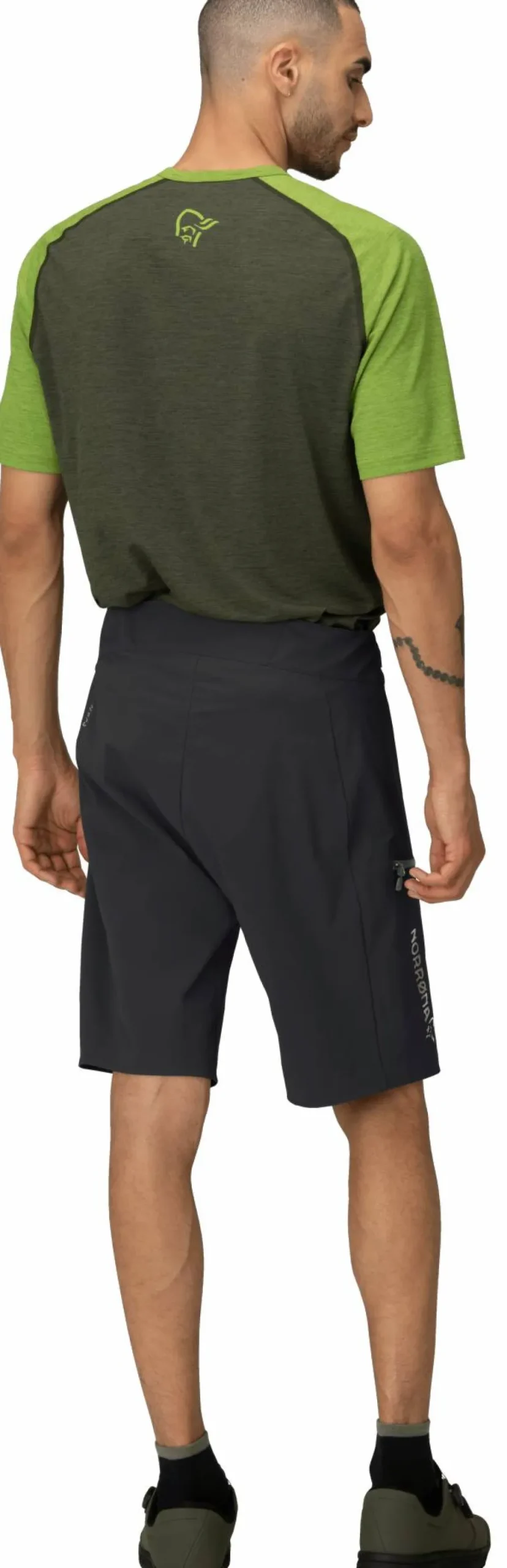 Norrøna Men's Fjørå Flex1 Light Shorts Caviar Best