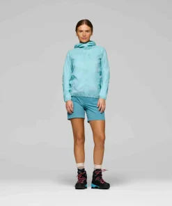 Best Women's Falketind aero60 Hood Damjackor