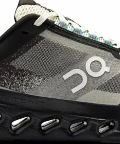 On Women's Cloudsurfer Next Black/Dew Hot