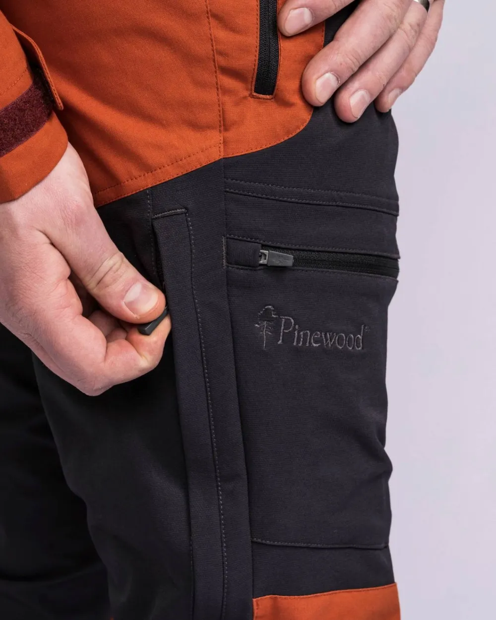 Pinewood Men's Finnveden Hybrid Pants Dark Anthracite/Terraco D.Anthracite/Terraco
