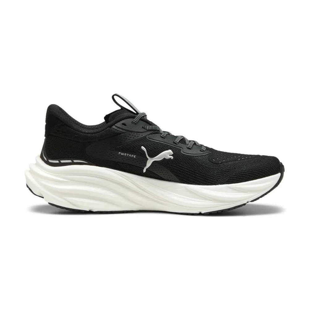 Online Men's Magnify Nitro 3 Black- White Löparskor Herr
