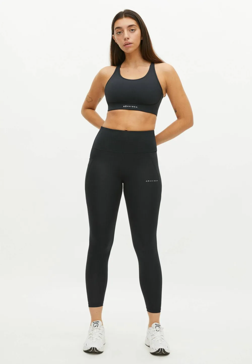 Röhnisch Women's Flattering Sportsbra Black Clearance