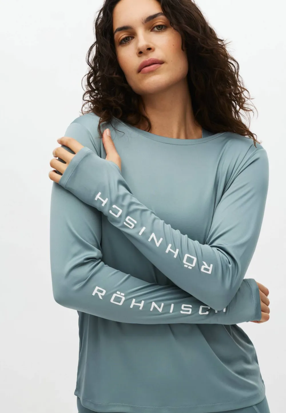 Röhnisch Women's Team Logo Long Sleeve Stormy Sea Hot