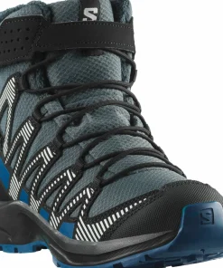 Salomon Juniors' XA PRO V8 Winter Clima Turbulence/Black/Dark Blue