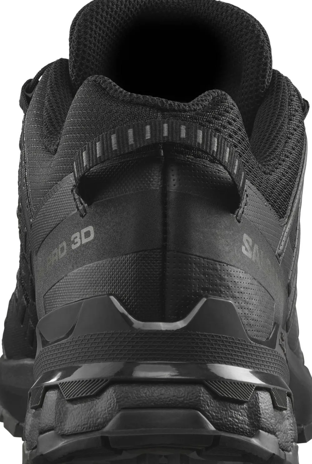 Best Men's XA Pro 3D V9 Vandring