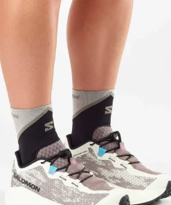 Online Women's Aero Glide 4 Grvl Vanilla Ice/Black/Iron Löparskor Dam