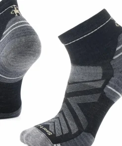 Smartwool Hike Targeted Cushion Ankle Socks Black