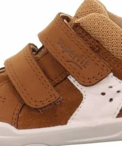 Hot Kid's Superfree Barn Sneakers Barn