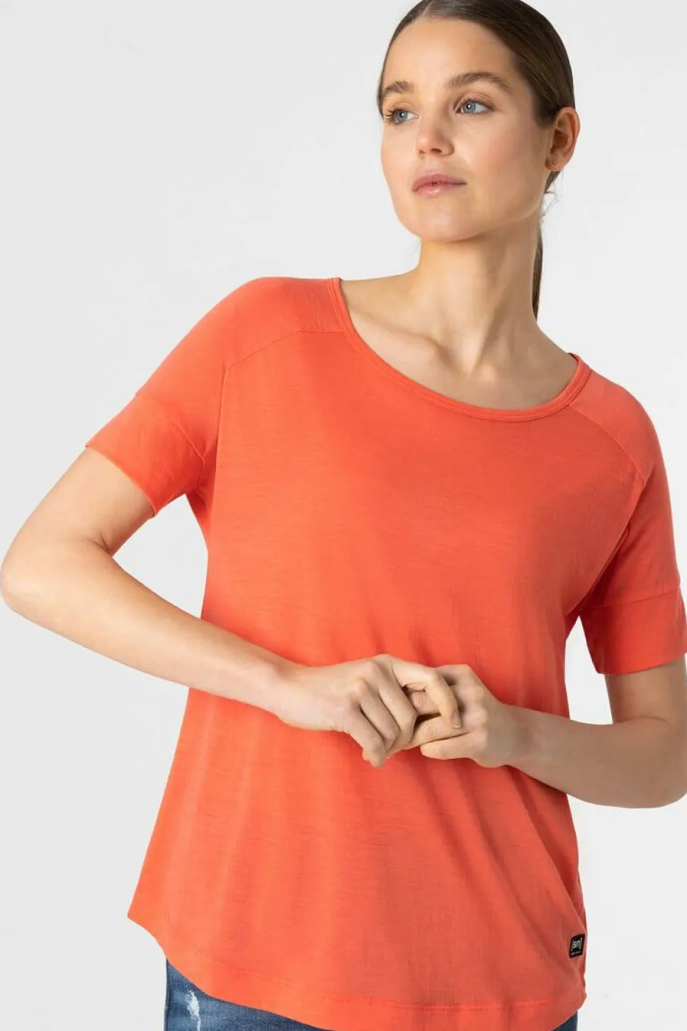super.natural Women's Isla Tee Living Coral