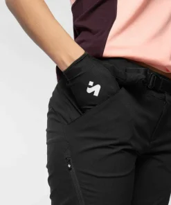 Sweet Protection Women's Hunter Slashed Shorts Black