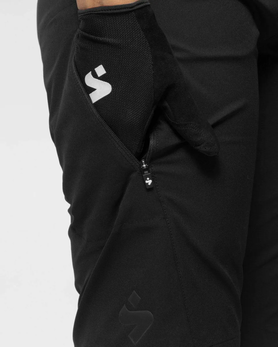 Sweet Protection Women's Hunter Slashed Shorts Black