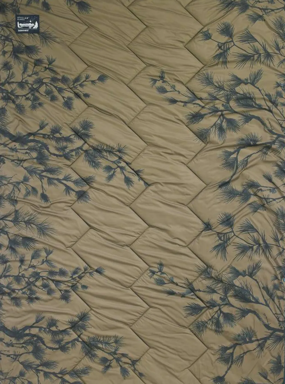 Therm-a-Rest Stellar Blanket Pine Peeking Pine Print New