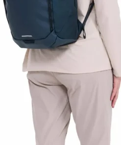 Thule Chasm Recycled Backpack 26L Dark Blue