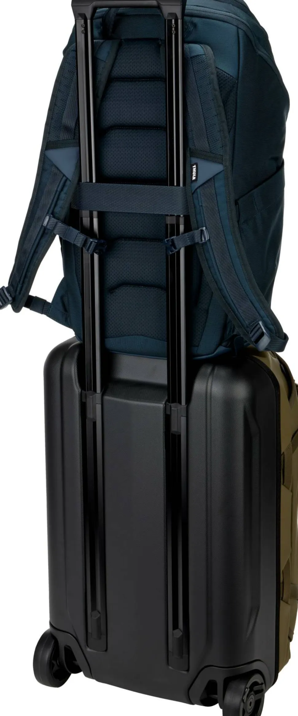 Thule Chasm Recycled Backpack 26L Dark Blue