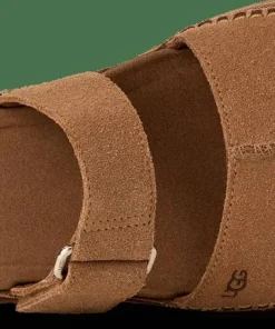 UGG Women's GoldenGaze Slide Chestnut