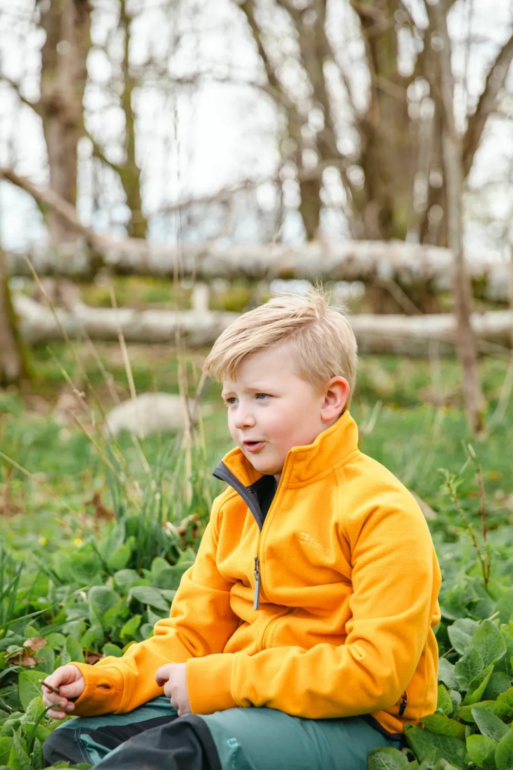 Urberg Juniors' Vindeln Wind Fleece Jacket Sunflower Hot