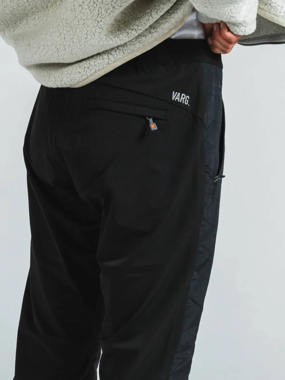 Varg Women's Mora Pant Carbon Black Clearance