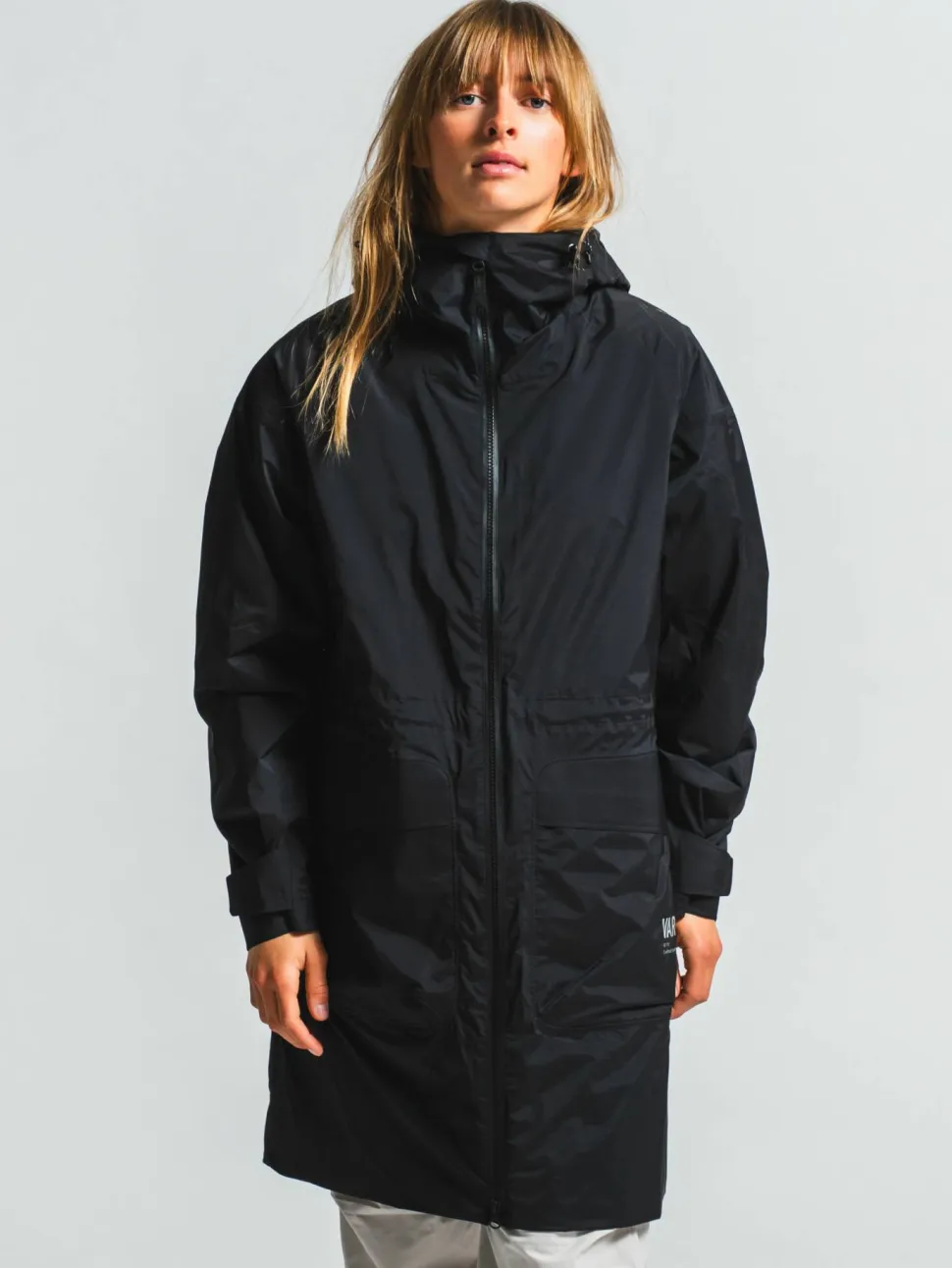 Varg Women's Vålå L2 Parka Carbon Black