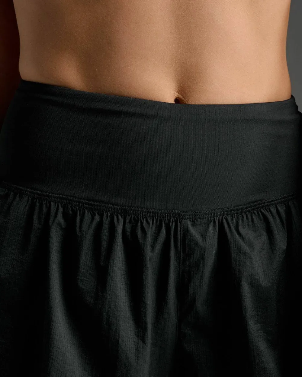 2XU Women's Aero Hi-Rise 2-In-1 3 Inch Shorts Black/Silver Reflective New