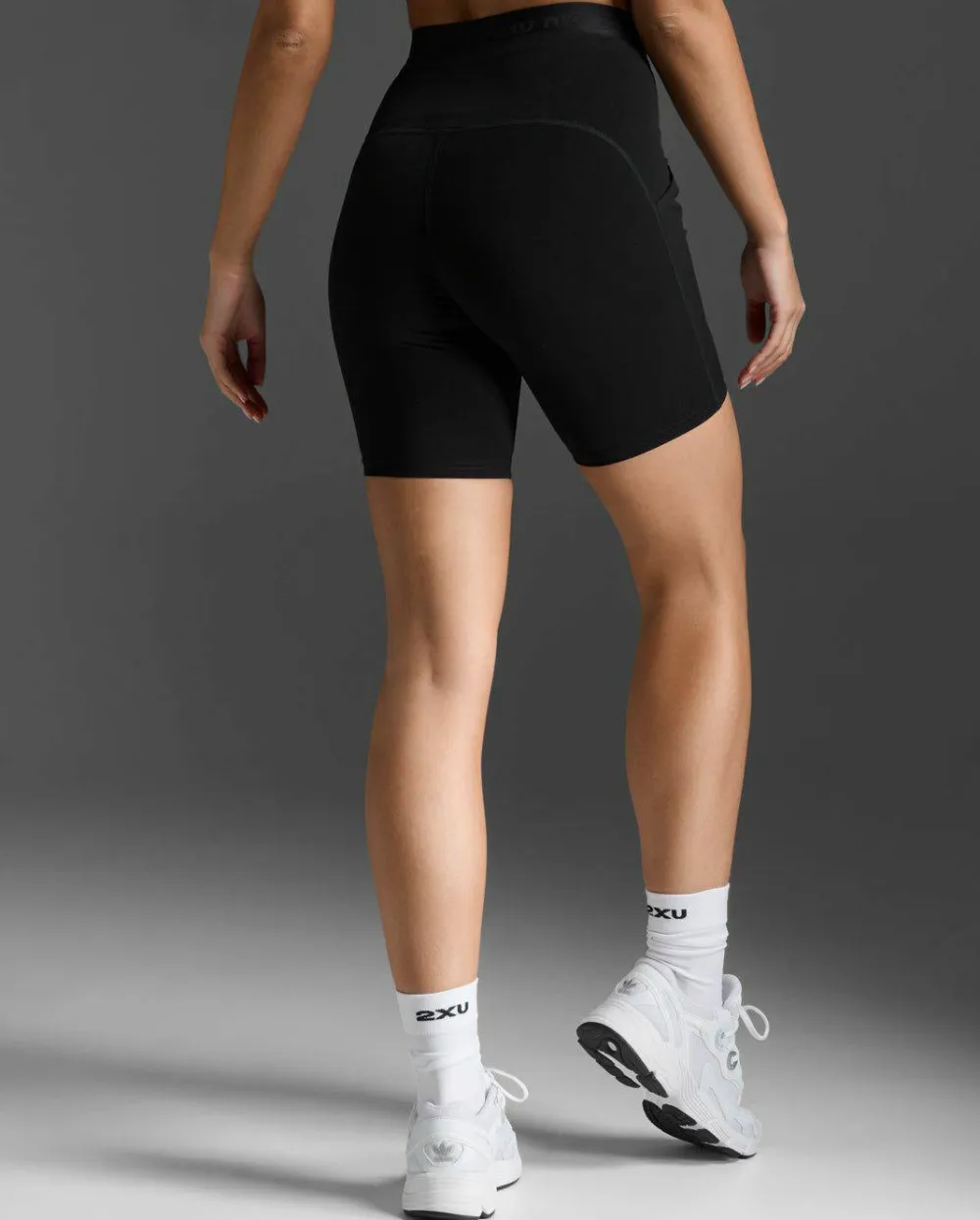 Hot Women's Form Stash Hi-Rise Bike Short Damshorts|Träningskläder Dam