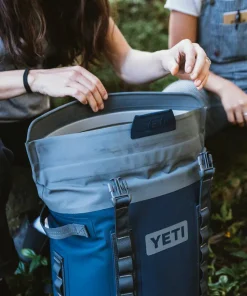Yeti Hopper M20 Backpack Soft Cooler Fog Grey/Blue